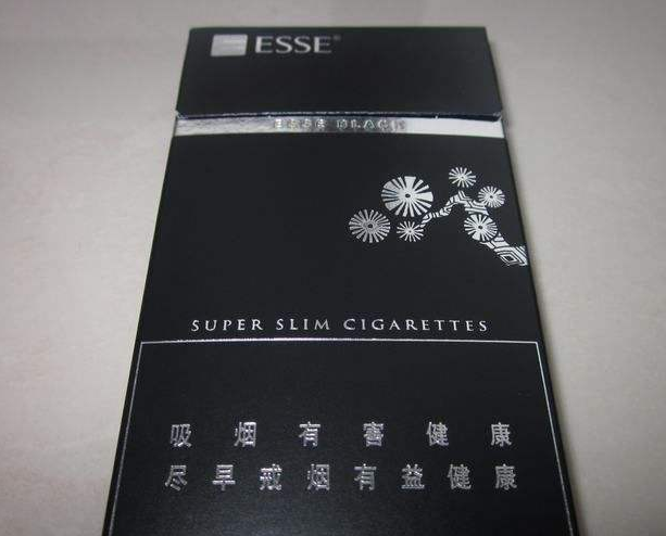 美女洗澡裸露双乳挤奶视频网站